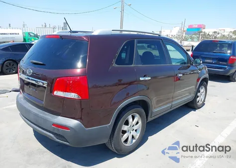 2013 Kia Sorento Lx V6 z USA, uszkodzony, nr VIN 5XYKT4A22DG370650